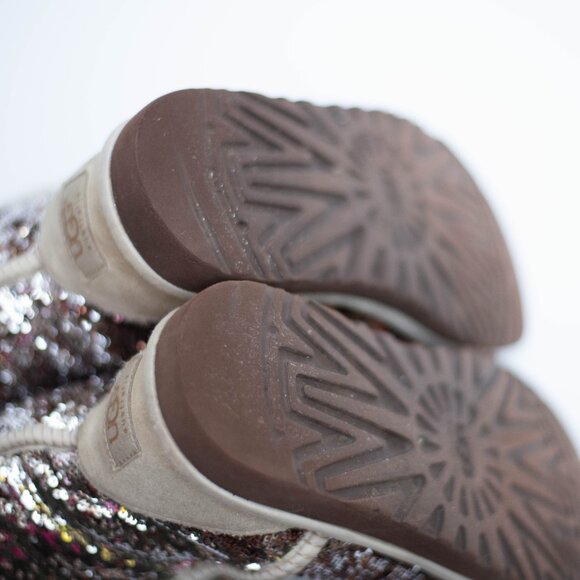 UGG Classic Short Copper/Silver Sparkle Boots Womens 7 Genuine Sheepskin Lining - Picture 10 of 14